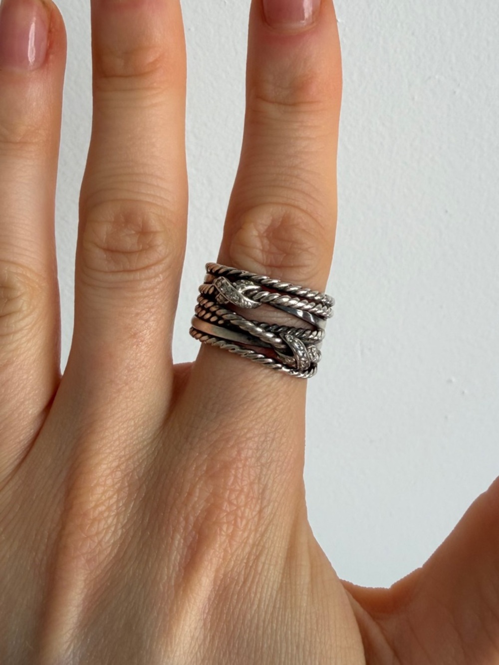 David Yurman DOUBLE X CROSSOVER RING
Sterling Silver with Diamonds, 13mm
